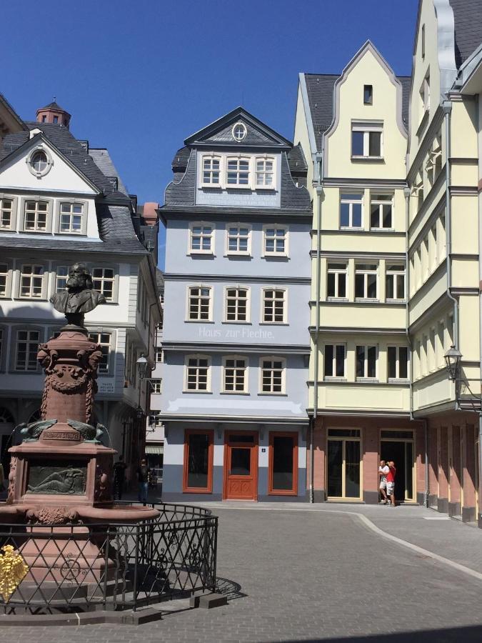 Apartamento Blaues Haus Niederdorfelden Exterior foto